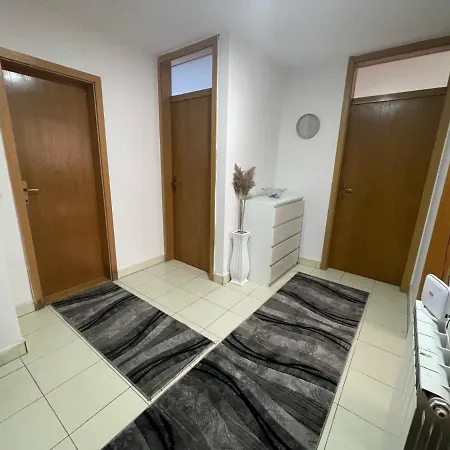 Apartamento Ilidza Luzani